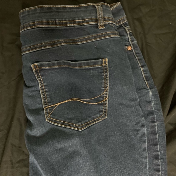 Blue jeans - Picture 2 of 2